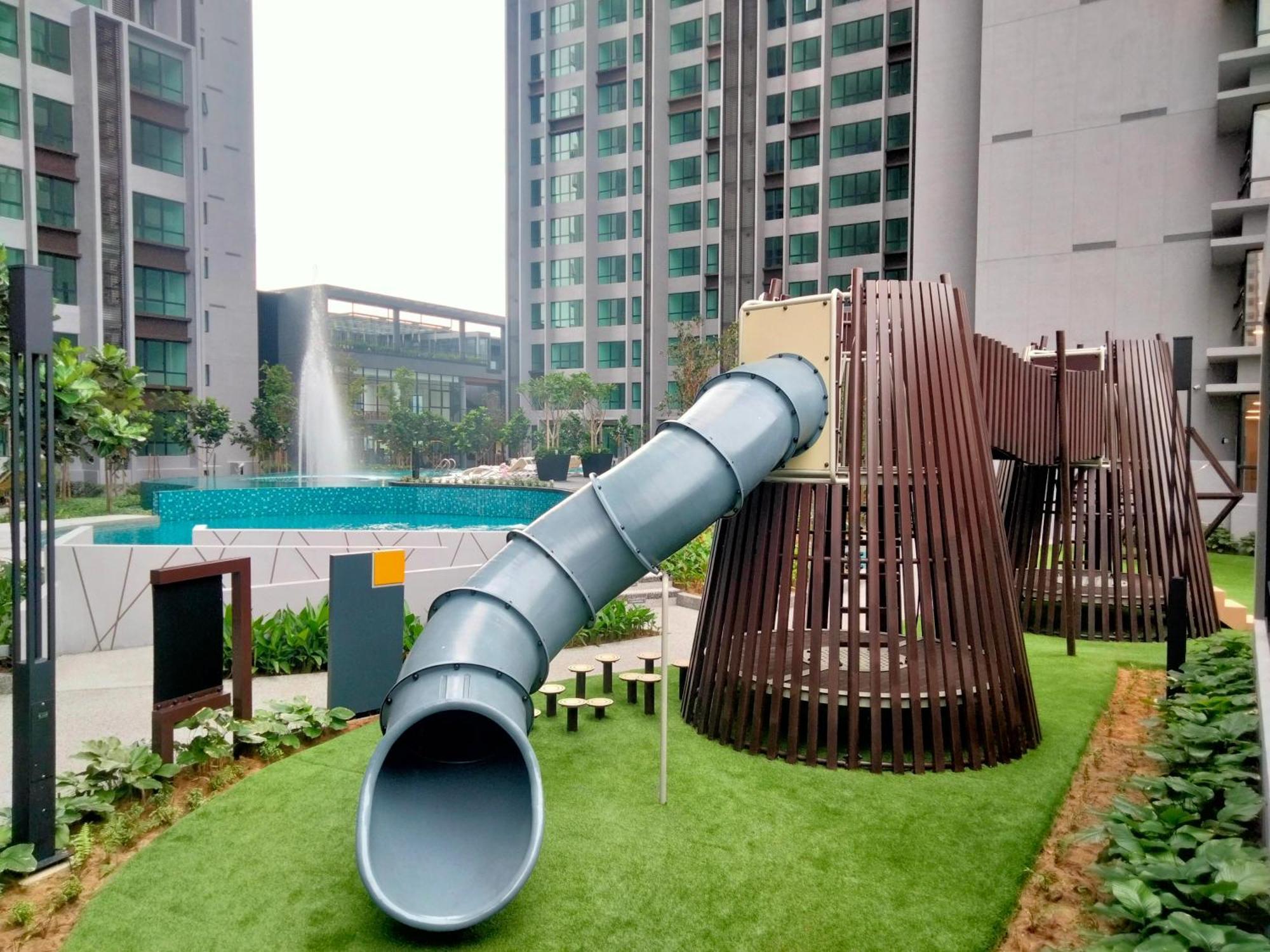 Bangsar South Botanical I Bed & Pillow クアラルンプール エクステリア 写真